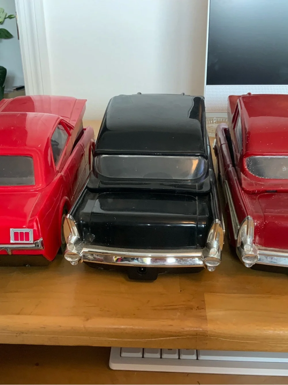 3 Vintage car vhs tape rewinders 1964 mustang, 2 1957 Chevy red & black